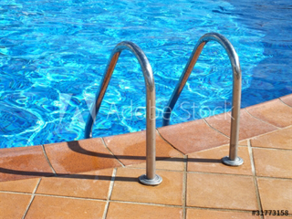 Visualizza i prodotti della categoria SMALTI PER PISCINE Immagine per la categoria SMALTI PER PISCINE